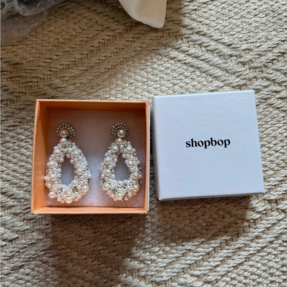 Deeps Gurnani Arabella earrings